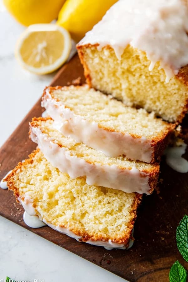 pound cake served