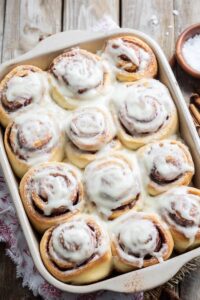 sourdough cinnamon rolls