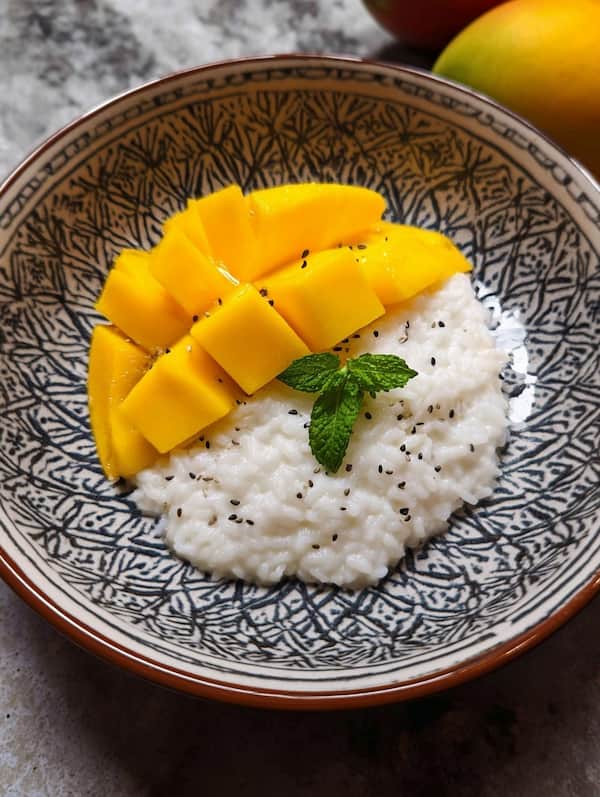 mango sticky rice served