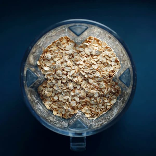 oats in the blender