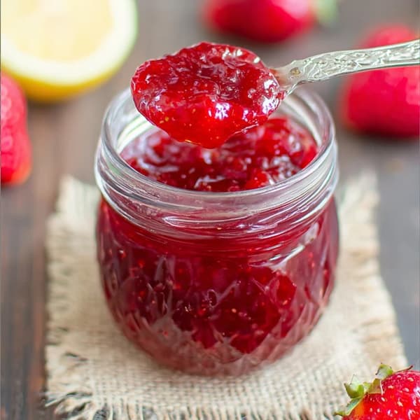 strawberry jam ready